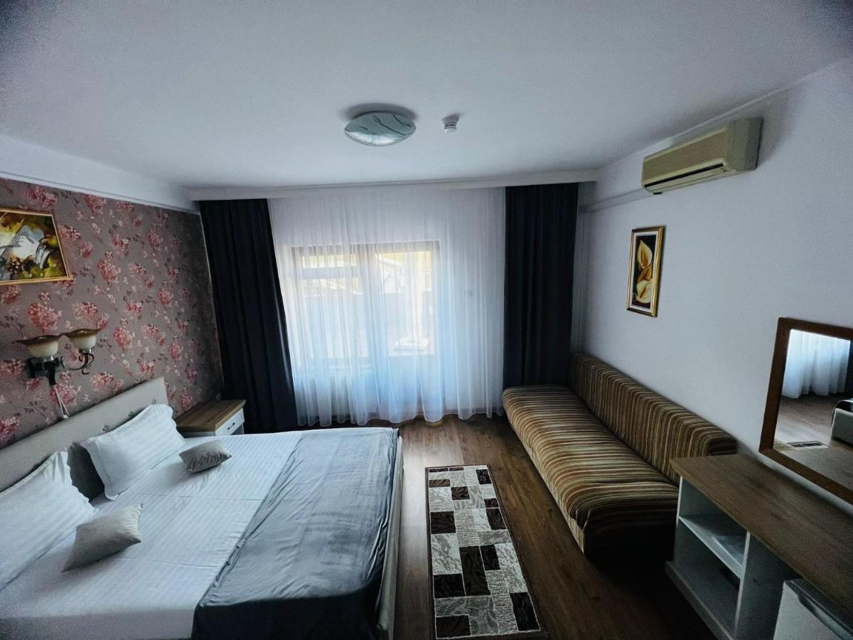 Hotel Suprem Băile Olăneşti Екстериор снимка
