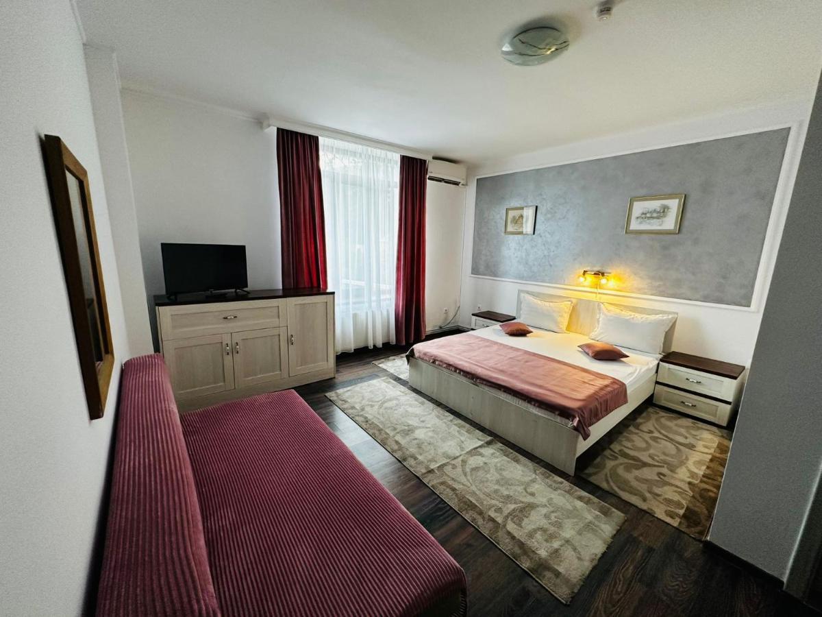 Hotel Suprem Băile Olăneşti Екстериор снимка